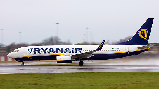 EI-DHY ✈ Ryanair Boeing 737-8AS