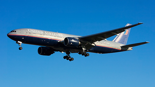N792UA ✈ United Airlines Boeing 777-222ER