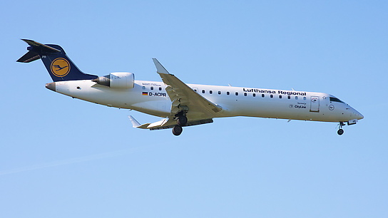 D-ACPR ✈ Lufthansa Regional Canadair CL-600-2C10 CRJ-701