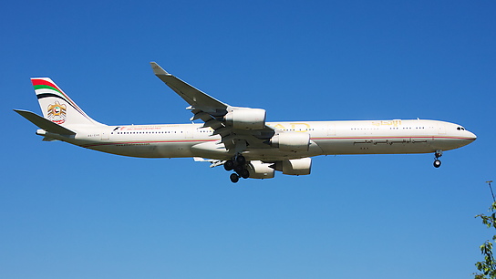 A6-EHK ✈ Etihad Airways Airbus A340-642