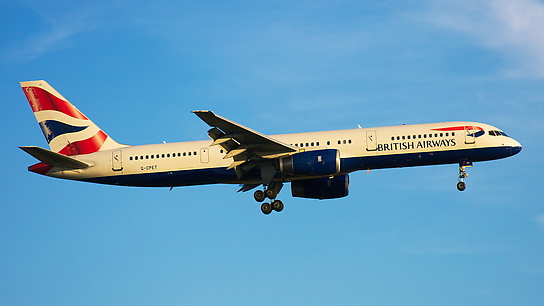 G-CPET ✈ British Airways Boeing 757-236