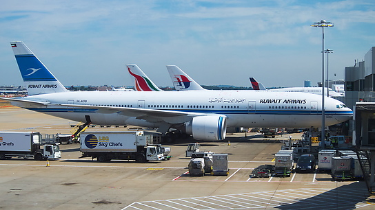 9K-AOB ✈ Kuwait Airways Boeing 777-269ER