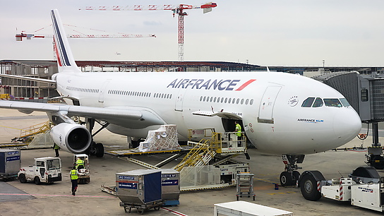 F-GLZC ✈ Air France Airbus A340-311