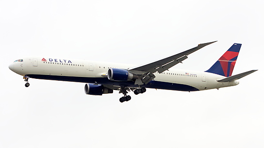 N828MH ✈ Delta Air Lines Boeing 767-432ER