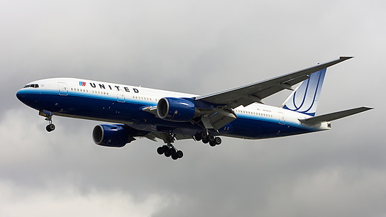 N784UA ✈ United Airlines Boeing 777-222ER