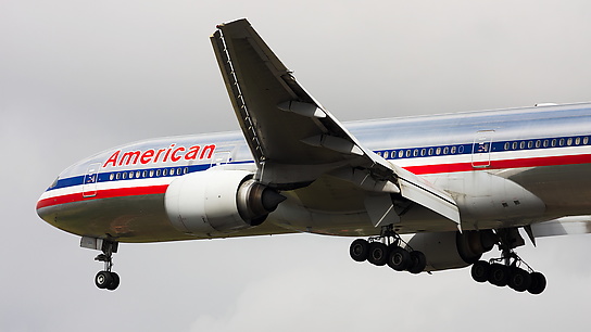 N793AN ✈ American Airlines Boeing 777-223ER