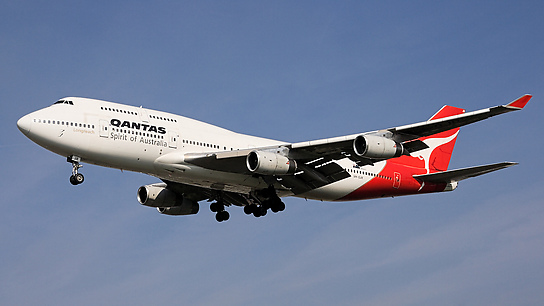 VH-OJR ✈ Qantas Boeing 747-438