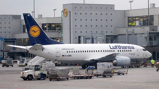 D-ABIS ✈ Lufthansa Boeing 737-530