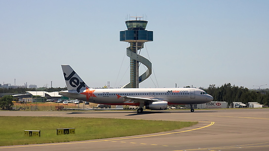 VH-VQQ ✈ Jetstar Airways Airbus A320-232