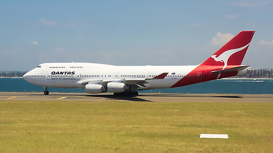 VH-OJC ✈ Qantas Boeing 747-438