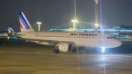 F-GHQL ✈ Air France Airbus A320-211