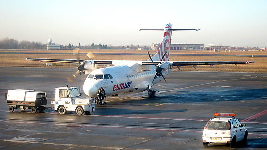SP-EDE ✈ Eurolot ATR 42-500