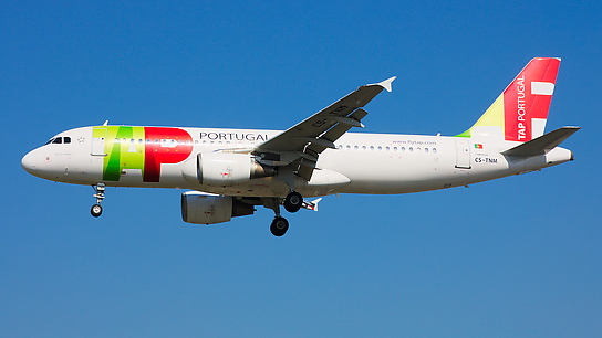CS-TNM ✈ TAP Portugal Airbus A320-214