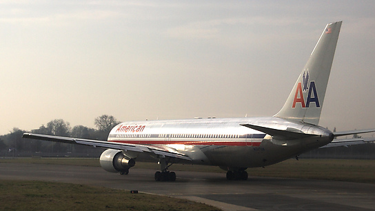 N347AN ✈ American Airlines Boeing 767-323ER