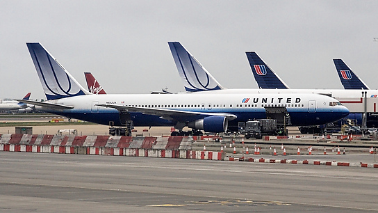 N652UA ✈ United Airlines Boeing 767-322ER