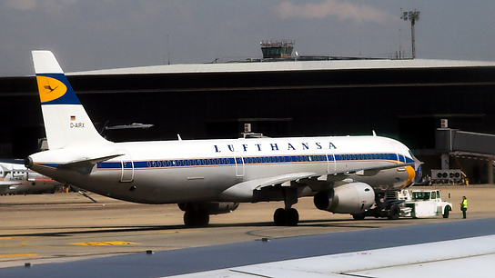 D-AIRX ✈ Lufthansa Airbus A321-131