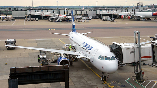 OH-LXE ✈ Finnair Airbus A320-214