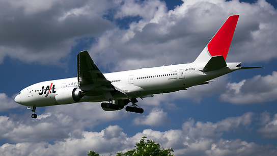JA707J ✈ Japan Airlines Boeing 777-246ER