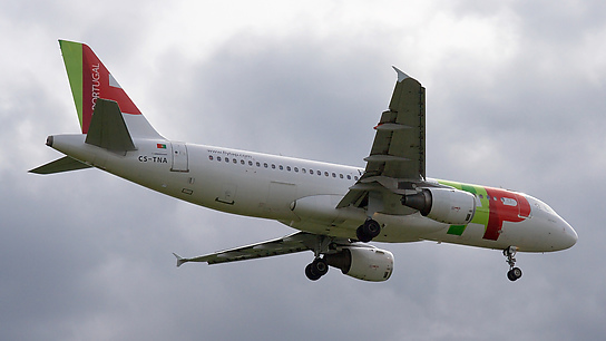 CS-TNA ✈ TAP Portugal Airbus A320-211