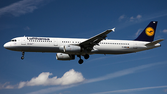 D-AIRB ✈ Lufthansa Airbus A321-131