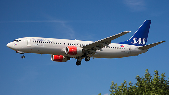 LN-RPM ✈ Scandinavian Airlines Boeing 737-883
