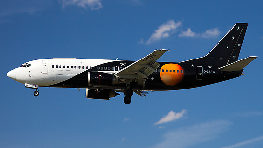 G-ZAPW ✈ Titan Airways Boeing 737-3L9QC
