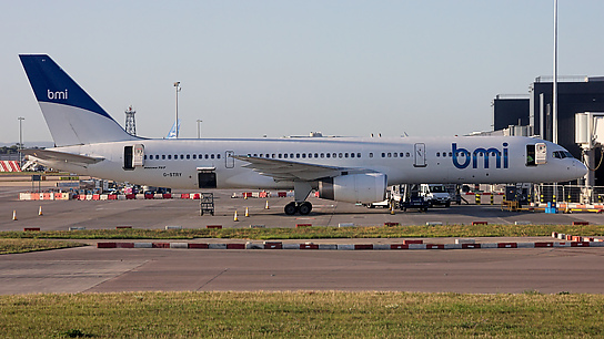 G-STRY ✈ bmi British Midland Boeing 757-28A