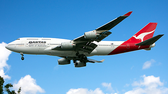 VH-OJP ✈ Qantas Boeing 747-438
