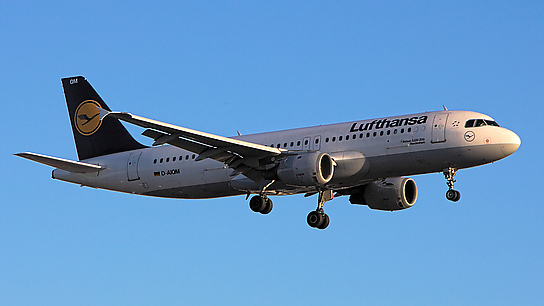 D-AIQM ✈ Lufthansa Airbus A320-211